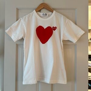 Comme des Garçons PLAY Heart Graphic Tee